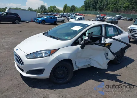 2019 Ford Fiesta S z USA, uszkodzony, nr VIN 3FADP4AJ6KM108642